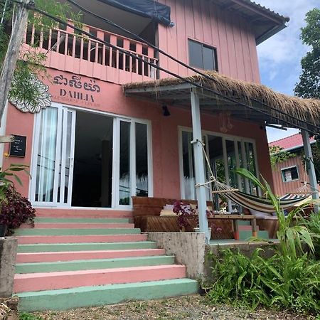 Dahlia Guesthouse Đảo Koh Rong Samloem Ngoại thất bức ảnh