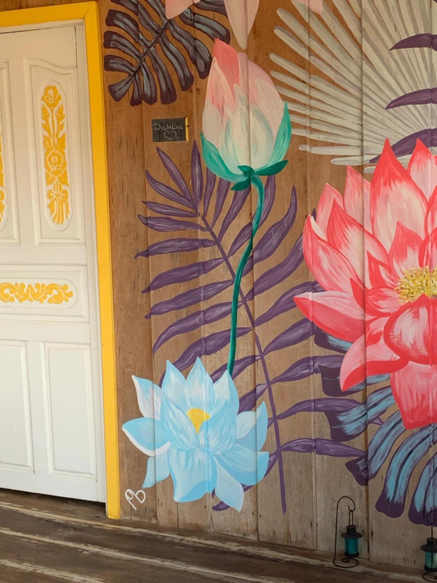 Dahlia Guesthouse Đảo Koh Rong Samloem Ngoại thất bức ảnh