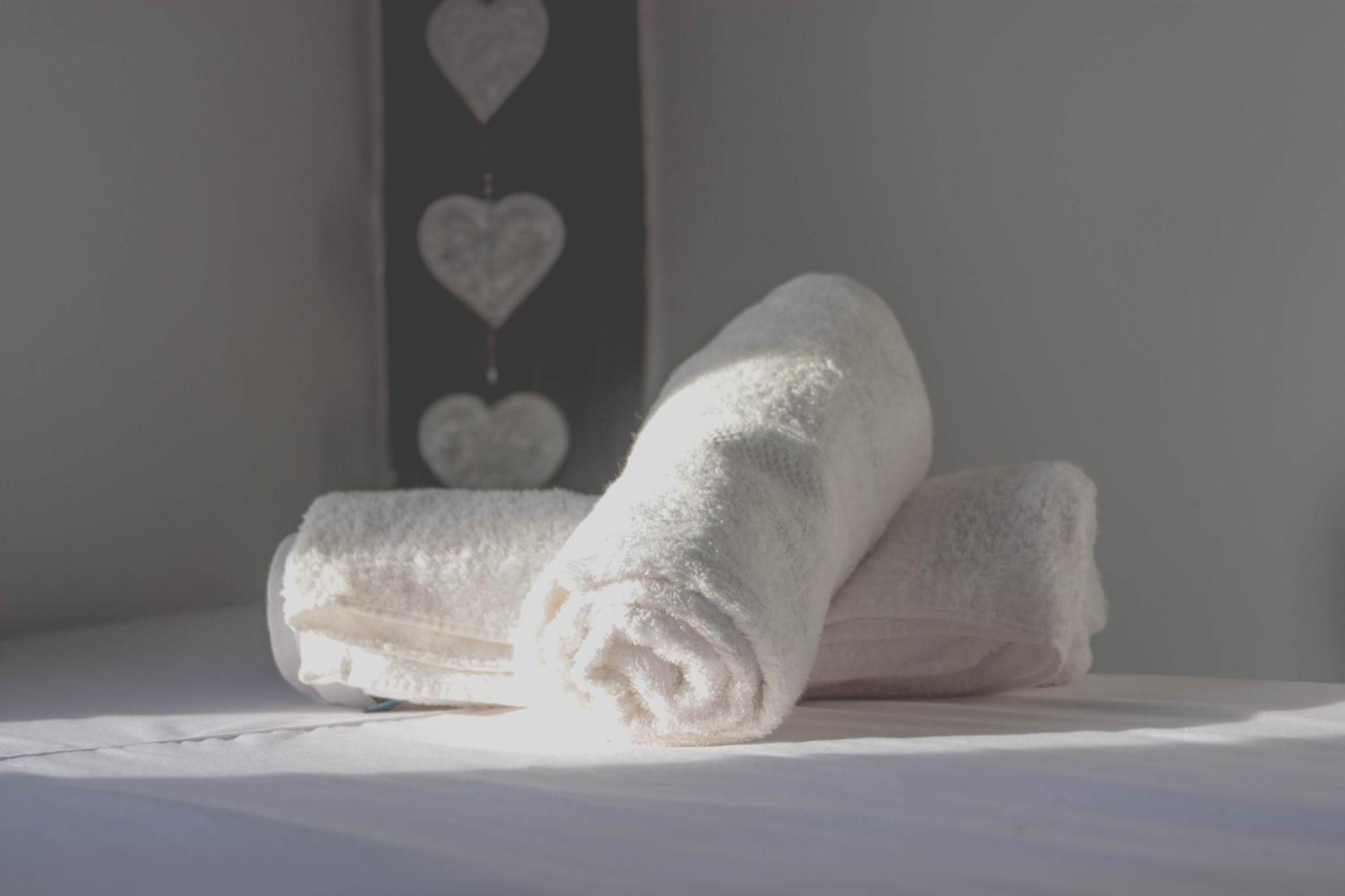Dahlia Guesthouse Đảo Koh Rong Samloem Ngoại thất bức ảnh