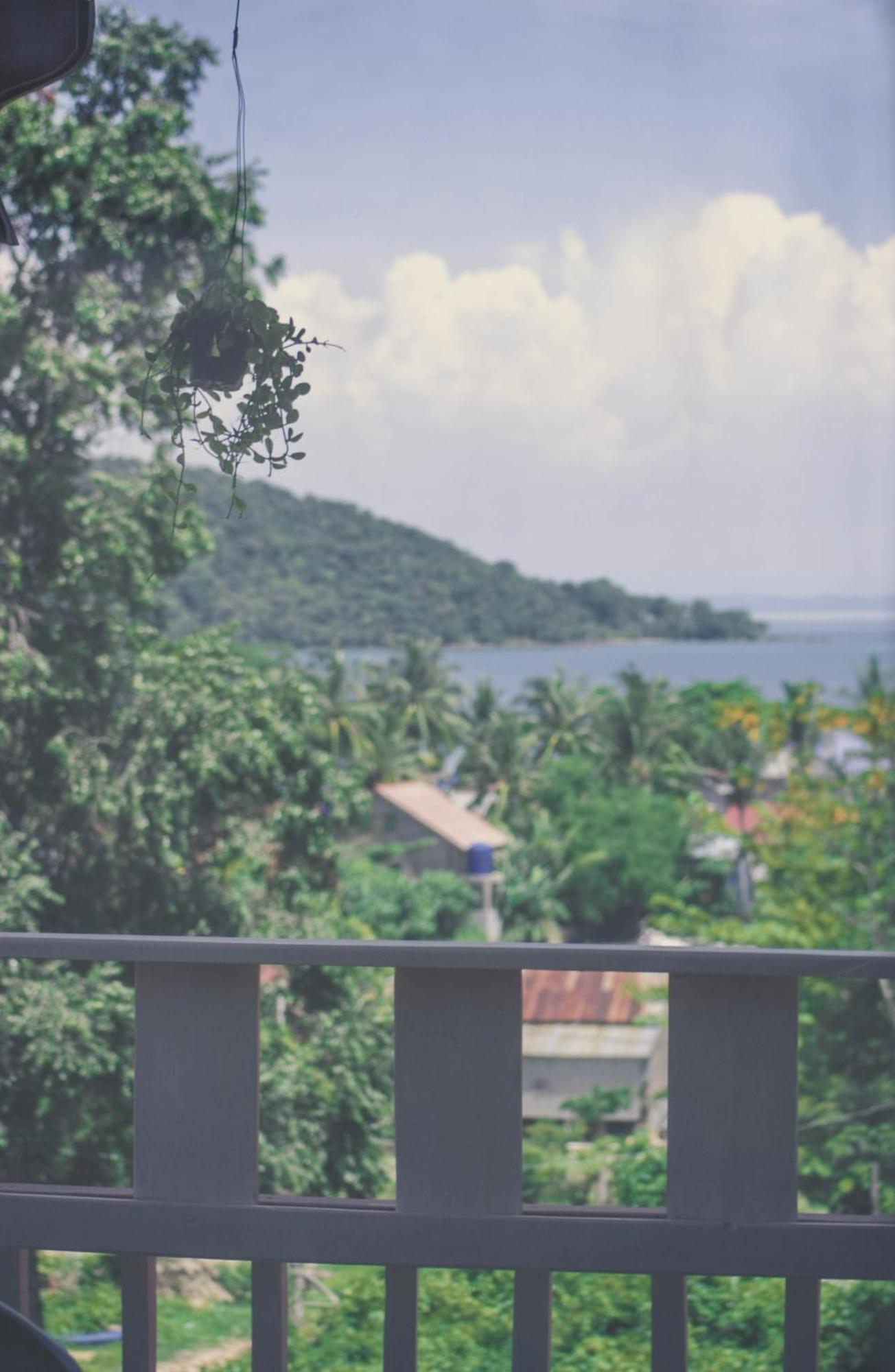 Dahlia Guesthouse Đảo Koh Rong Samloem Ngoại thất bức ảnh